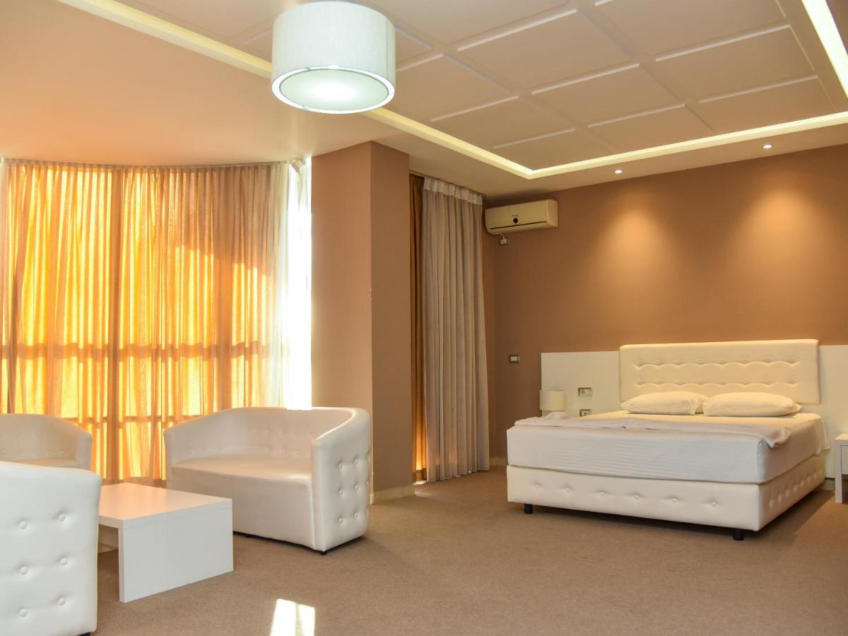 Hotel Continental Durrës Eksteriør bilde