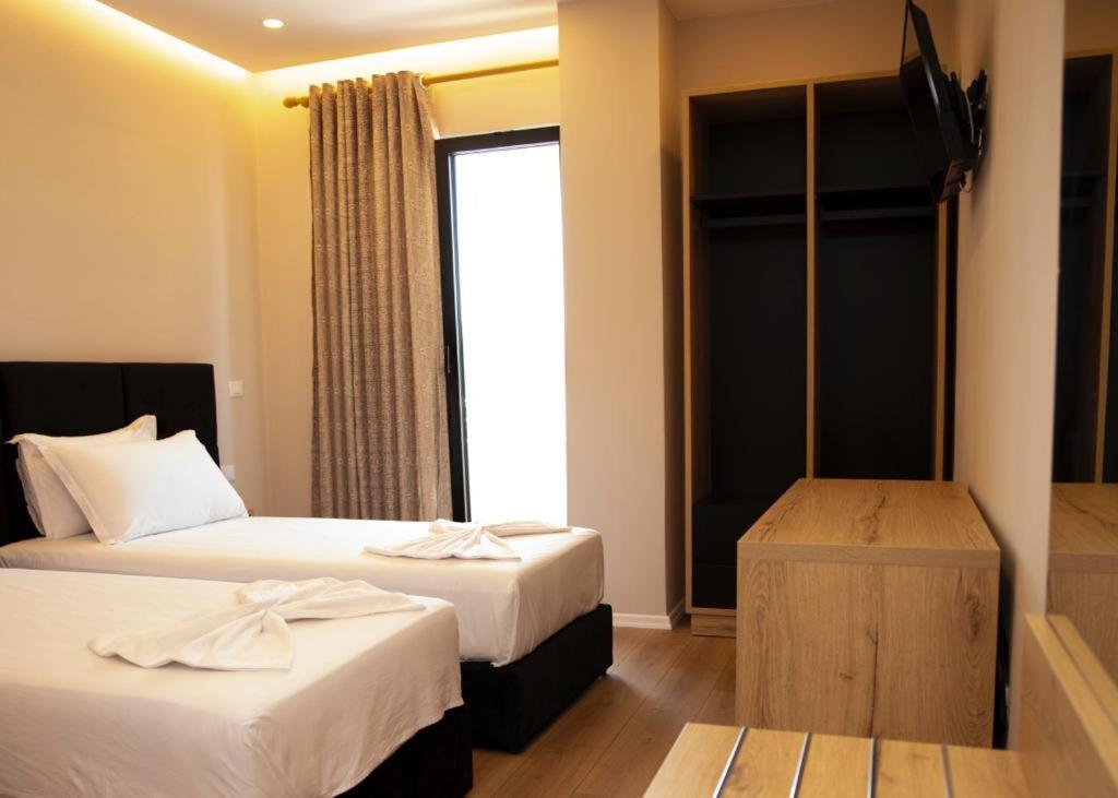 Hotel Continental Durrës Eksteriør bilde