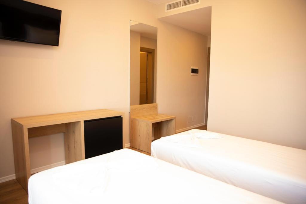 Hotel Continental Durrës Eksteriør bilde
