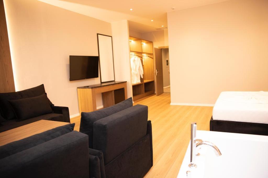 Hotel Continental Durrës Eksteriør bilde