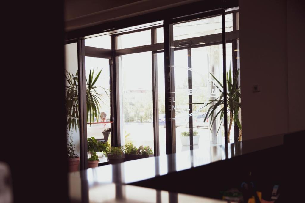Hotel Continental Durrës Eksteriør bilde