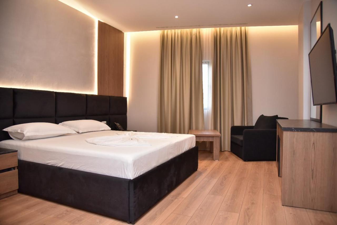 Hotel Continental Durrës Eksteriør bilde