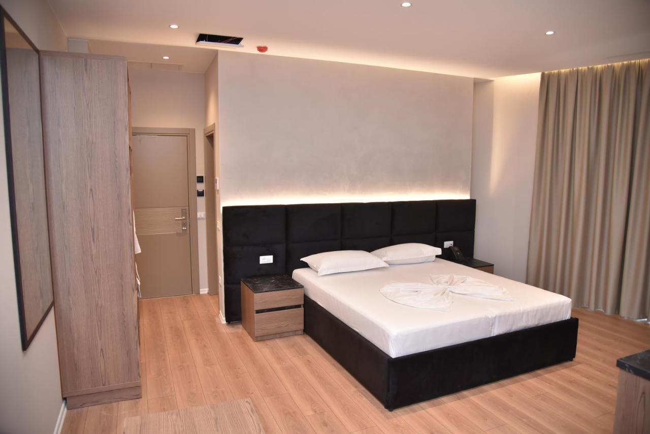 Hotel Continental Durrës Eksteriør bilde