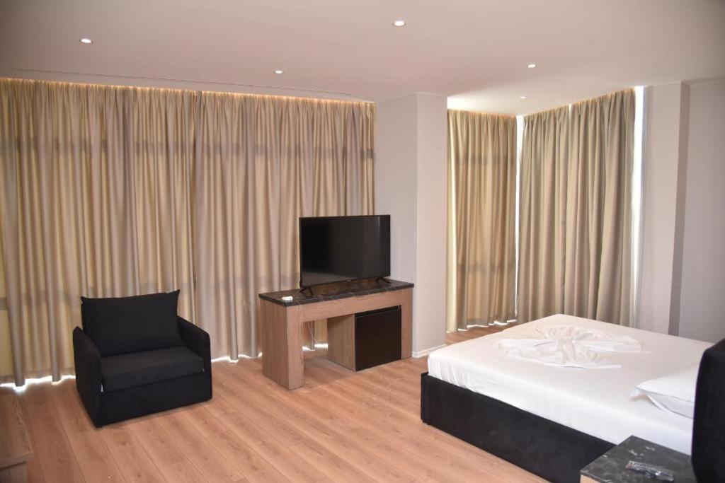 Hotel Continental Durrës Eksteriør bilde