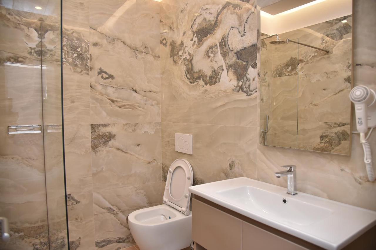 Hotel Continental Durrës Eksteriør bilde