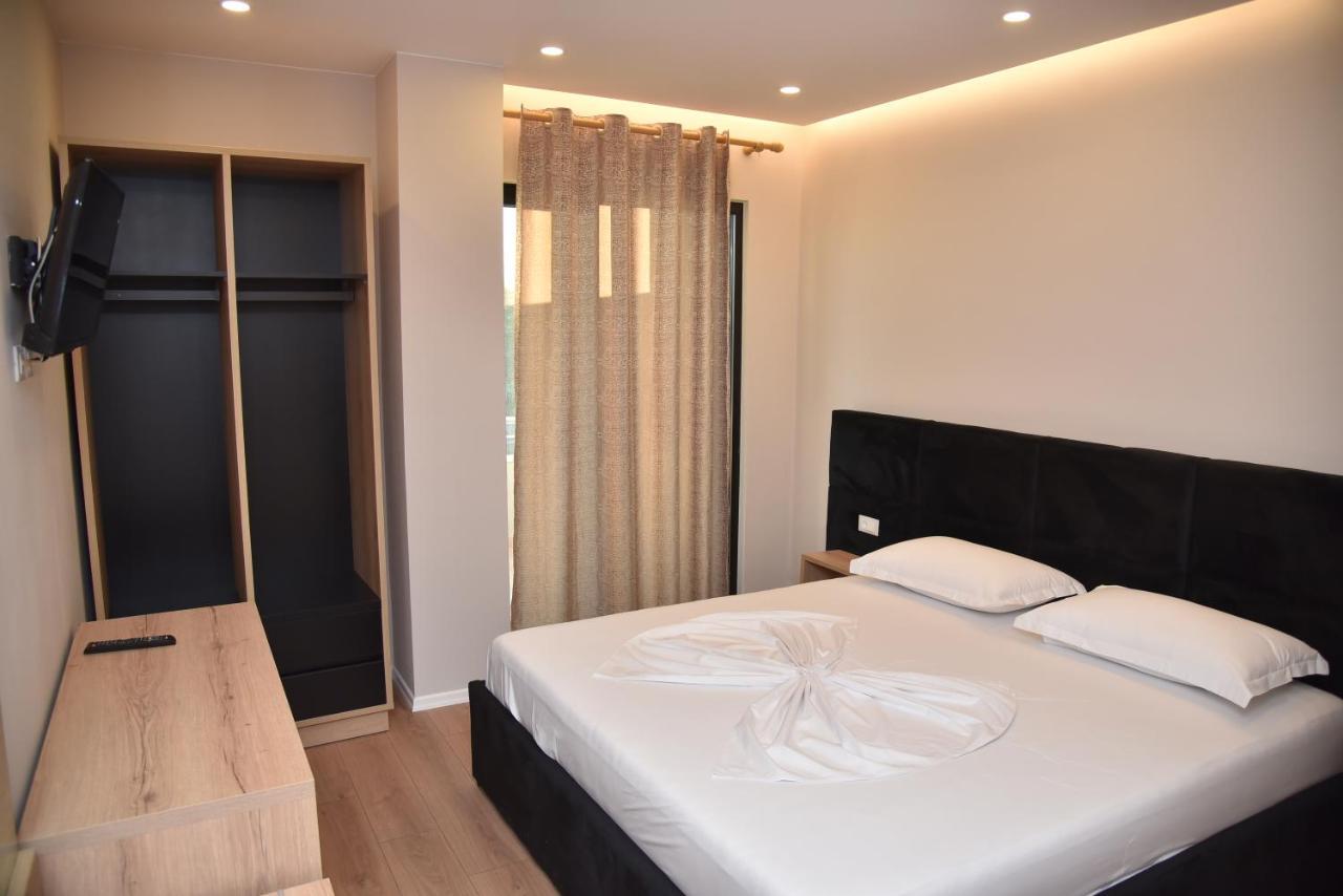 Hotel Continental Durrës Eksteriør bilde